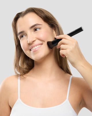 Nutridome Foundation-Pinsel mit gequetschter Spitze, die sich der Gesichtsform anpasst - 2