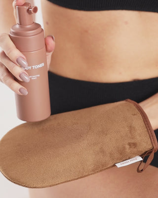 Selbstbräuner-Körperschaum-Set für jeden Hautton und Body Tones-Handschuh - 5